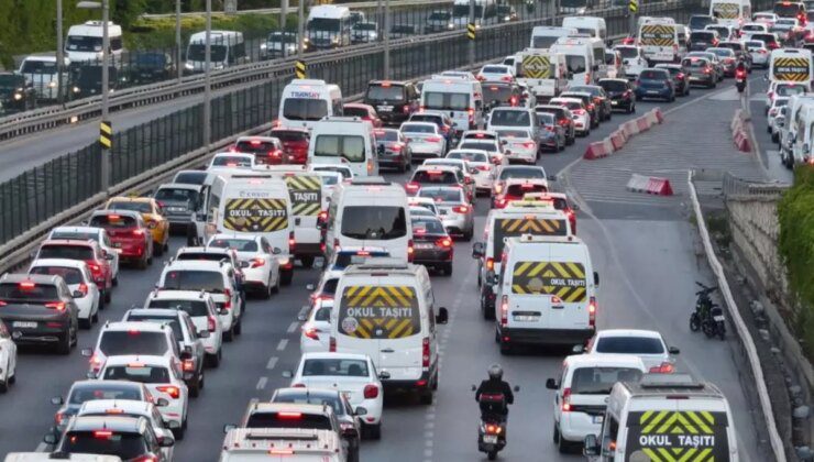 Akaryakıta gece yarısı bir büyük indirim daha geldi