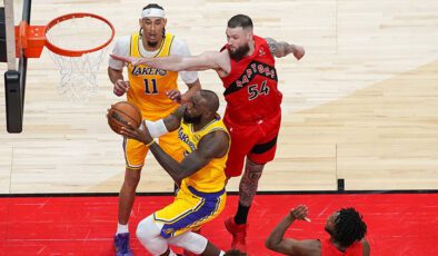 Lakers son saniye üçlüğüyle kazandı! LeBron James’in 1297 maçlık serisi sona erdi