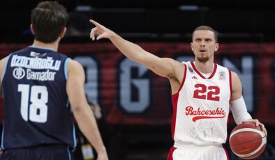 Bahçeşehir Koleji’nin yıldız guardı, Türk vatandaşı oldu!