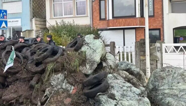Fransız çiftçilerden sert protesto: Bu kez Macron’un evinin önü hedefte