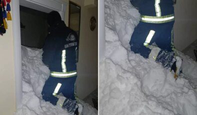 Van’da mahalleye çığ düştü! 1 kişi kayıp, 22 ev boşaltıldı