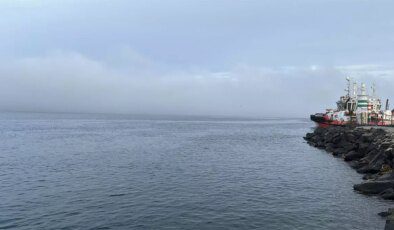 Çanakkale Boğazı, sis nedeniyle çift yönlü olarak ulaşıma kapatıldı