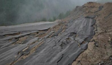 Felaketi yaşıyorlar! Okullar tatil edildi, zorunlu işi olmayan bu ilçeye gitmesin