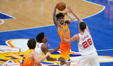 Houston Rockets Charlotte Hornets’a geçit vermedi!