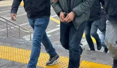 İstanbul merkezli 4 ildeki suç örgütü operasyonunda yakalanan 35 zanlı adliyede