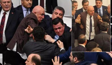 Kürsüde yumruk, kuliste tebrik! CHP’li 2 isme parti içinden büyük tepki var