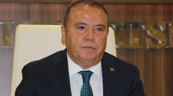 Muhittin Böcek’in sağlık durumu kritik eşikte! Solunumu duruyor, oksijen seviyesi düşüyor