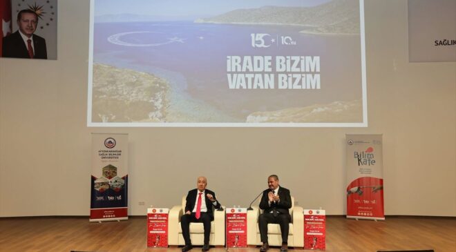 Afyonkarahisar’da “Milletin Zaferinin 10. Yılında Tam Bağımsız Türkiye” konferansı düzenlendi