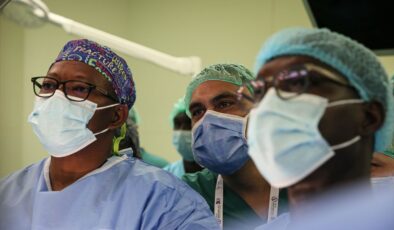 Burkina Fasolu doktorlar, Türk hekimlerin gözetiminde üçüncü seri böbrek nakillerine başladı