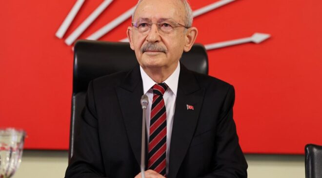 CHP İstanbul’da 7 ilçe başkanı görevden alındı