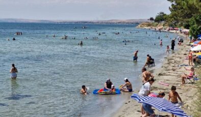 Doç.Dr.Doğan: Deniz ve havuzda kalınan sürenin artması, hastalık olasılığını artırır