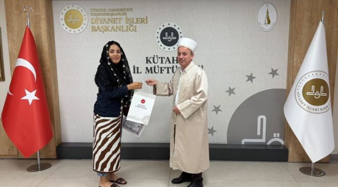 Meksikalı Rubi Ramirez Martinez Kütahya’da Müslüman oldu