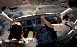 Pilot maaş bordrosunu paylaştı! Kazancı dudak uçuklattı