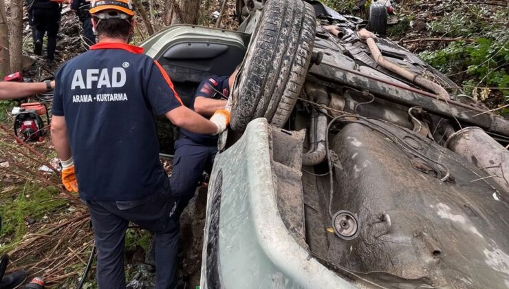 Sivas’ta otomobil devrildi: 1 ölü, 4 yaralı