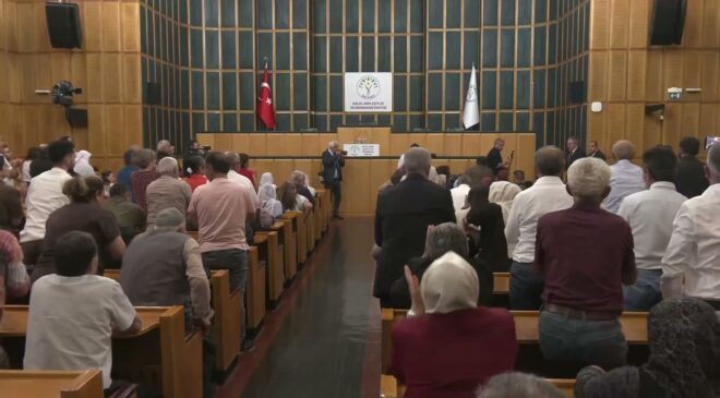 DEM Parti Grup Toplantısı… Bakırhan’dan Meclis’e “çerçeve yasa” çağrısı: “Barış İzleme Kurulu kurulsun, sonbaharda yol haritası çıkarılsın