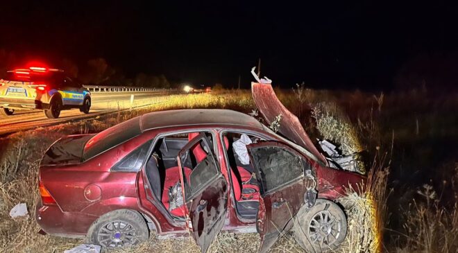 Kula’da Otomobil Şarampole Devrildi: 2’si Ağır 3 Yaralı