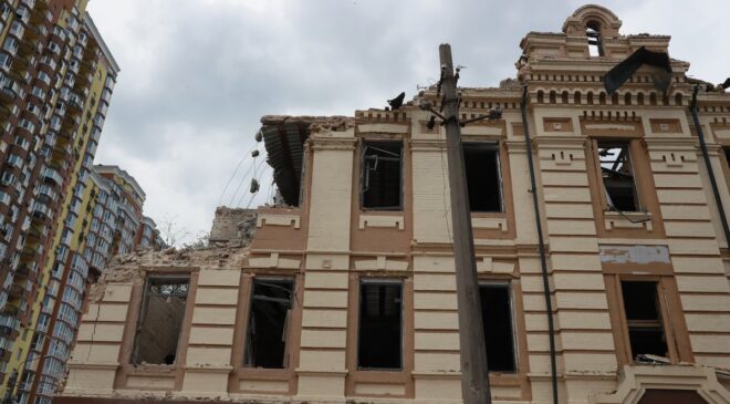 Rusya ve Ukrayna karşılıklı saldırıları yoğunlaştırdı