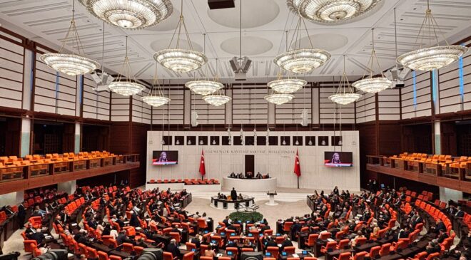 TBMM’de çalışma takvimi yeniden düzenlendi: Çerçeve yasa için üç günlük mesai