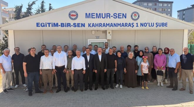 Eğitim-Bir-Sen Genel Başkanı Ali Yalçın, Kahramanmaraş’ta soruşturma geçiren öğretmenlerle buluştu