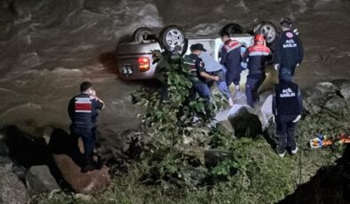 Trabzon’da viraj faciası! Otomobil dereye uçtu, sürücü kurtarılamadı