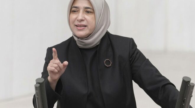 AK Partili Özlem Zengin’den ‘fon krizi’ çağrısı: Listenin tamamının açıklanmasını istiyorum