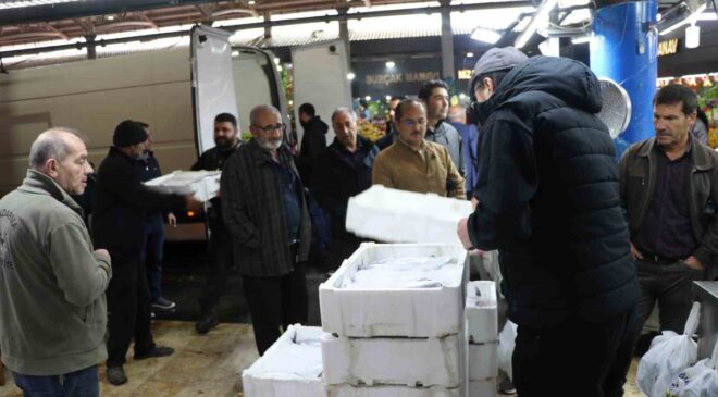 Denize kıyısı olmayan Sivas’tan Ege’ye palamut gidiyor! Tanesi 100 liradan satılıyor