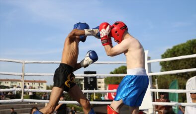 Denizli’de Yeşilay işbirliğiyle uyuşturucuya karşı kick boks galası düzenlendi