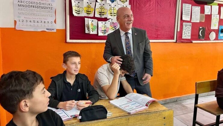 Şırnak’ta askeri heyet, LGS ve YKS’ye hazırlanan öğrencileri ziyaret etti